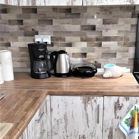 Lägenhet Alana Cozy Place