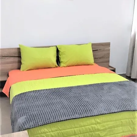 Alana Cozy Place アパート